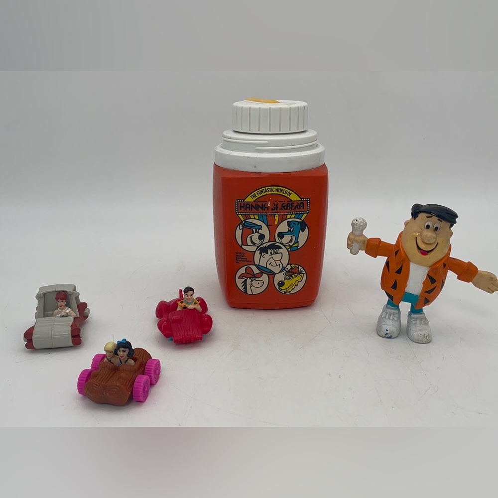 Vintage 1977’ The Funtastic World of Hanna-Barbera Thermos 90’s McDonald’s toys